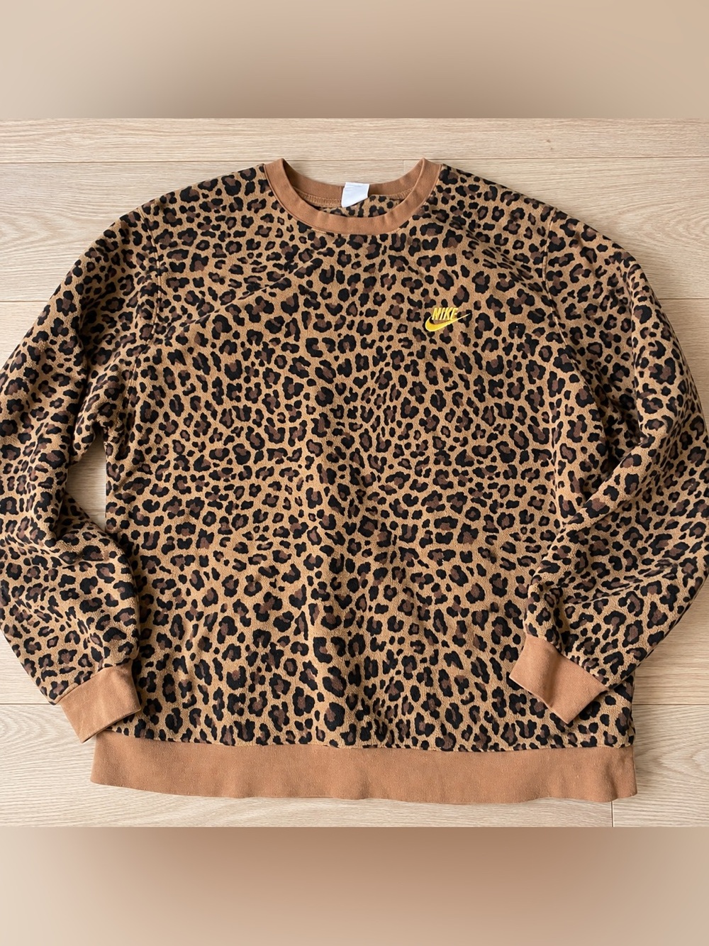 Nike womens Brown Leopard Print Sweatshirt with Yellow Logo micro fleece L